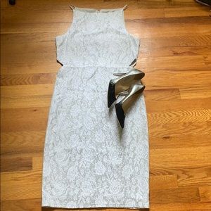 🌸Spring ready🌸 Sleeveless white/silver dress